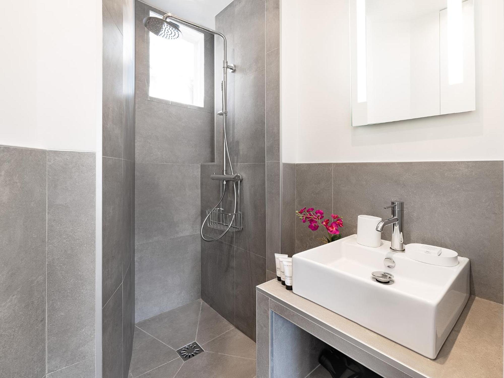 Livinparis - Luxury Ac 2 & 3 Bedrooms Le Louvre Eksteriør billede